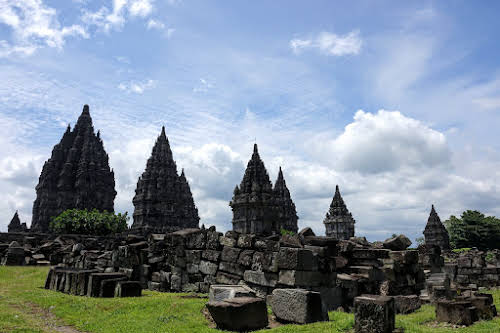 Indonesia. Yogyarkarta Pramantan Temple. Temples with restoration rocks