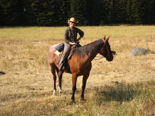 A Week as a Cowgirl Horseback Riding in Montana Ranch // Living a Cowgirl Dream
