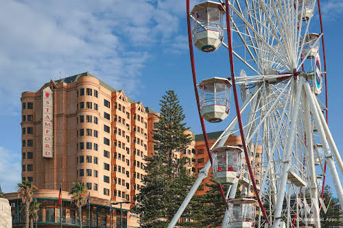 An Australia Trip: Your 3-Day Adelaide Itinerary // Glenelg Ferry Wheel