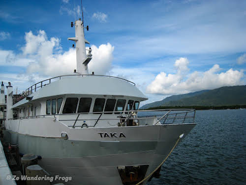 Australia Cairns Great Barrier Reef Liveobard Dive Boat Experience // TAKA Dive Boat