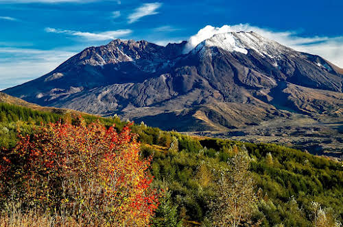 Best Places to Visit in Washington State: Road Trip from Seattle // Mount St. Helens