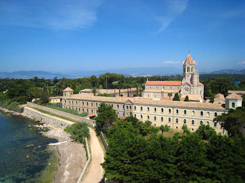 Cannes Lérins Islands: French Riviera Hidden Treasures // Saint Honorat Monastery