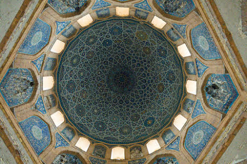 How to Travel Turkmenistan: Transit Visa 5-Days Itinerary // Kunya Urgench Turabek Khanum Mausoleum Ceramic Ceiling