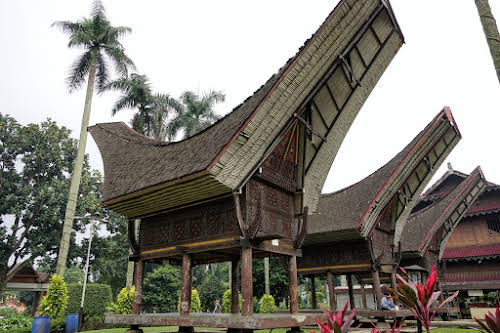 Maisons funéraires, Sulawesi du Sud