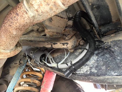 Land Rover 4×4 Conversion // New Heater Connection