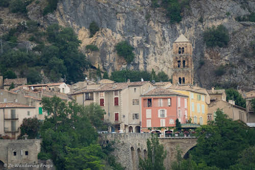 Provence Itinerary 5 Days: Luberon Villages, Lavender Fields, and Verdon Gorge // Moustiers Sainte-Marie Village