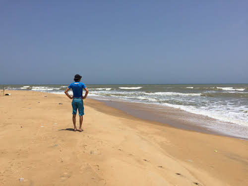 Sri. Lanka Kalpitiya Kiteboarding. Donkey Point - No donkey, no wind that day