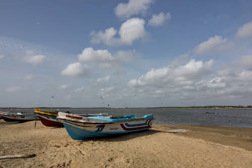 Sri. Lanka Kalpitiya Kiteboarding. Kalpitiya Lagoon Fishermen Rescue Boats.