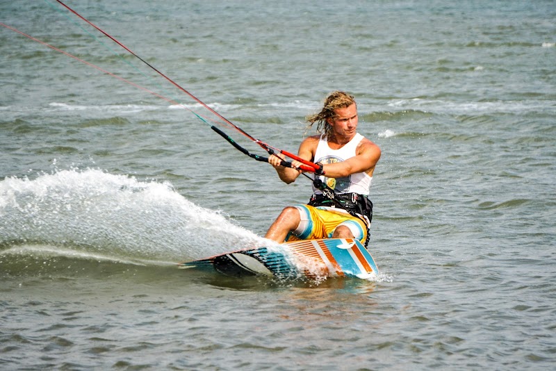 Sri. Lanka Mannar Kiteboarding. Kobus De Wet.