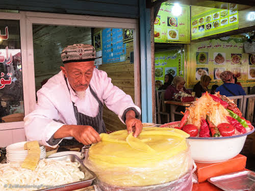 Sur la Route de La Soie Kashgar Chine // Etale Ouighour