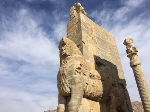 Things to Do in Iran Travel Guide Itinerary // Persepolis by Shiraz