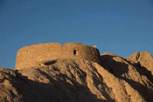 Things to Do in Kerman Iran // Zoroastrian Tower of Silence