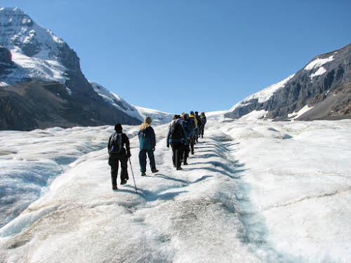 Things to Know about Canada: Travel Tips & Itinerary Suggestions // Athabasca Glacier Ice Walk, Jasper National Park