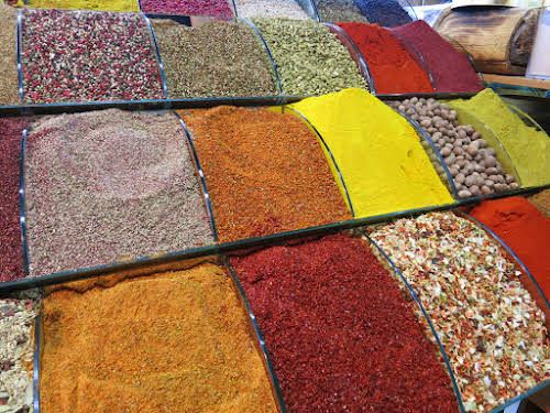 Top Thing to Do in Istanbul Itinerary 3 days // Spice at the Egyptian Spice Bazaar