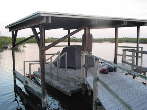 What to Do In the Everglades National Park: Airboats Tours & Top Activities // Camping on a Chickee Platform in Hell Bay