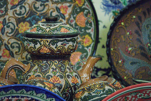 What to Know about Samarkand Uzbekistan // Delicate Pottery Set in Samarkand